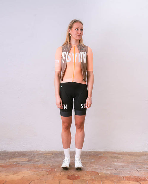 Biehler 防風背心Syndicate Training Vest 2.0 Nomad 女款 沙