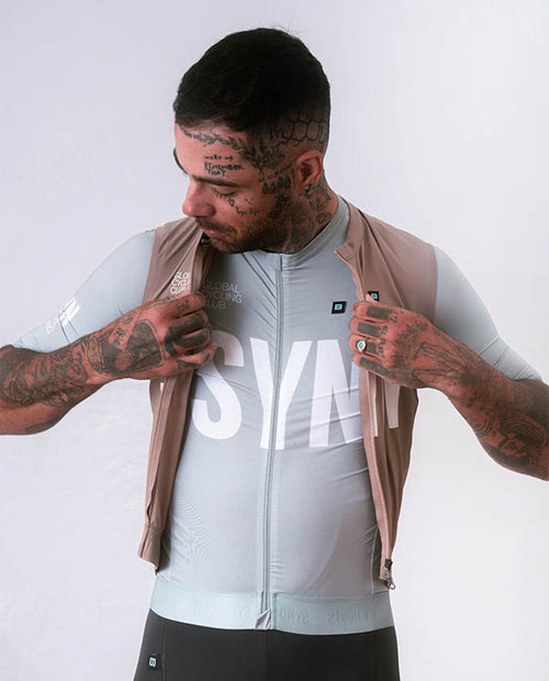 Biehler 防風背心Syndicate Training Vest 2.0 Nomad 男款 沙