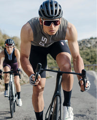 Q36.5 車衣 Gregarius Signature Sleeveless Jersey OliveGreen 無袖 男款 橄欖綠