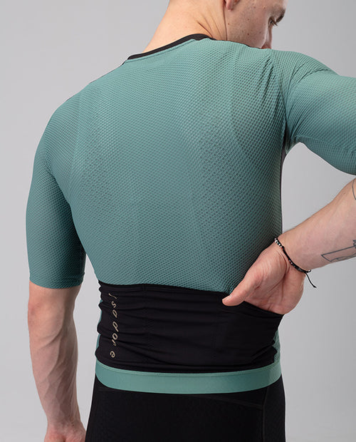 Isadore 車衣 Echelon Training Jersey Silver Pine 男款 松綠