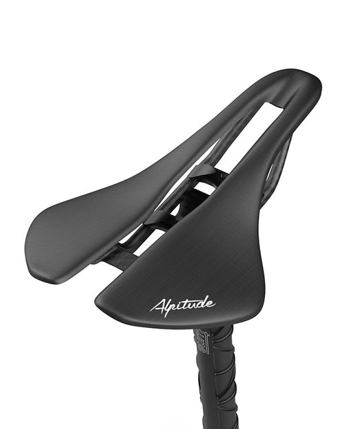 Alpitude 坐墊 Gardena saddle 140mm
