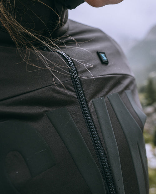 SYN 外套Pro Universal SL Jacket Ash 女款 深灰