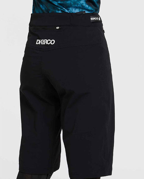 DHaRCO 機能短褲Gravity Shorts Black 女-黑