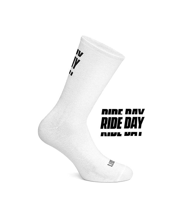 COIS 車襪Thanks God Its Rideday Socks White-白